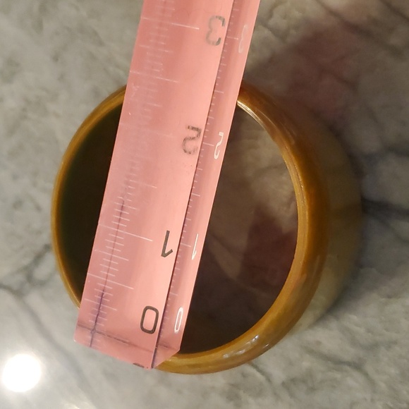 Large wonderful vintage antique bakelite large bangle, 2 tone due to oxidation - Picture 9 of 9